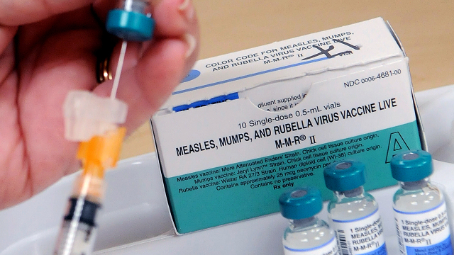 Foto: Vaksin Campak, Gondok dan Rubella, Jabatan Kesihatan Orange County, Orlando, Florida